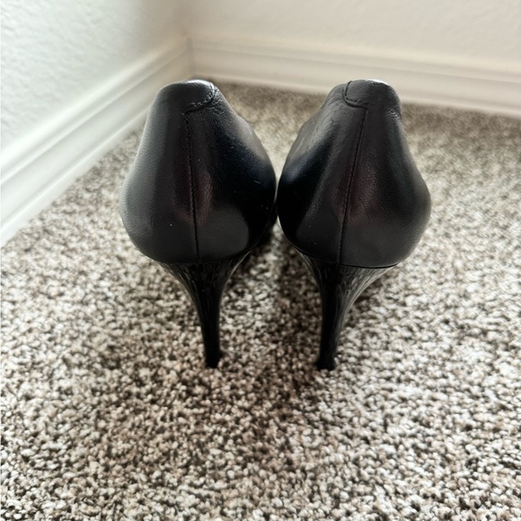 Nine West Black Leather Pumps - Picture 3 of 4